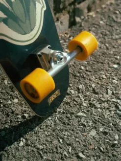 YOW J-Bay 33" Power Surfing Series Surfskate -Ride The Wave Skateboard Store JBay33PowerSurfingSeriesSurfskate 2