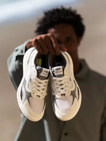 Vans Ultrarange Neo VR3 Sneakers 6 Vans Ultrarange Neo VR3 Sneakers - Image 4